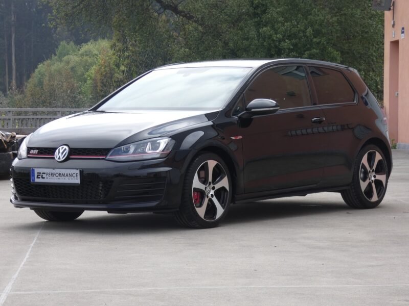 VOLKSWAGEN Golf VII GTI Performance 2.0 TSI 230cv DSG
