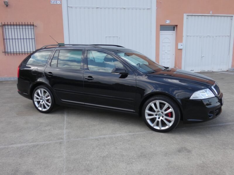 SKODA Octavia RS Combi 170cv