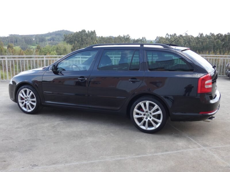 SKODA Octavia RS Combi 170cv