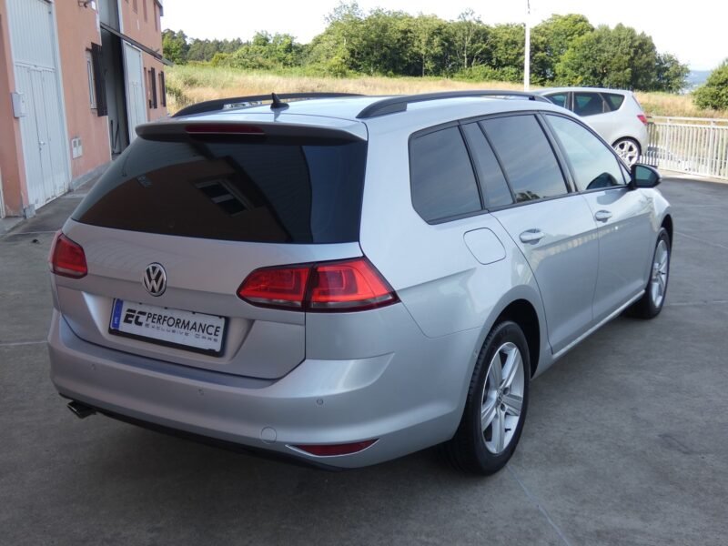 VOLKSWAGEN Golf Variant 1.6 TDI 110cv Navi