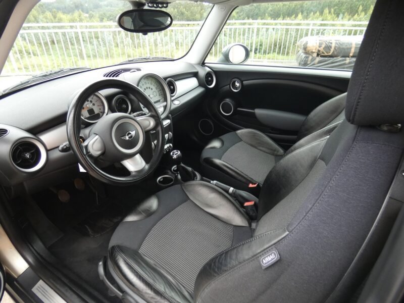 MINI Cooper R56 1.6 120cv