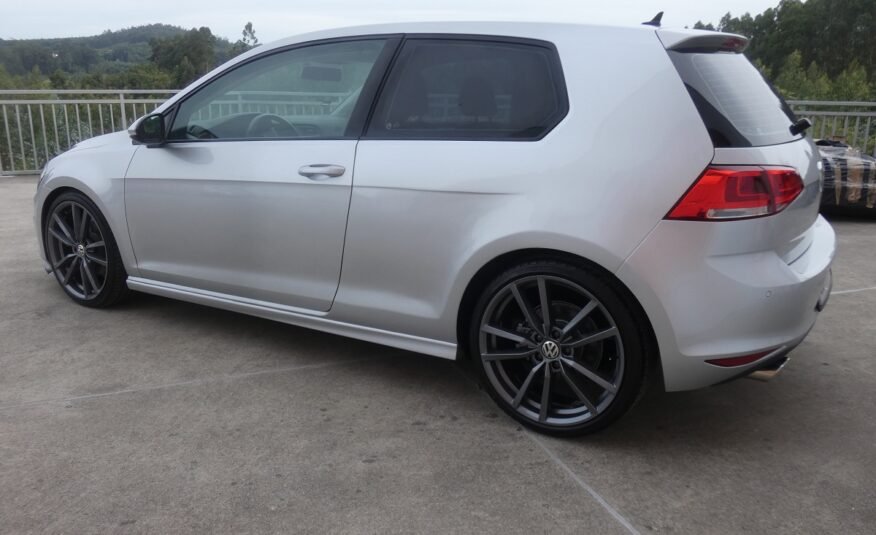 VOLKSWAGEN Golf 2.0 TDI Sport