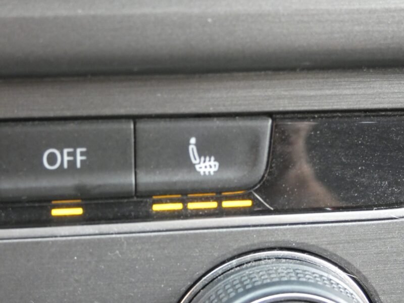 VOLKSWAGEN Golf 2.0 TDI Sport