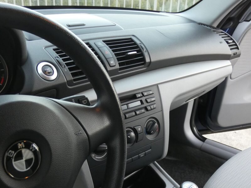 BMW SERIE 1 116i