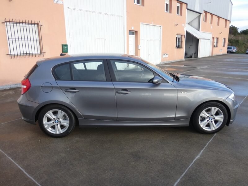 BMW SERIE 1 118d