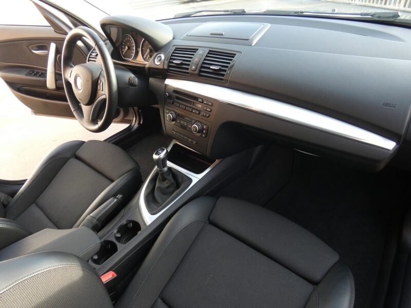 BMW SERIE 1 118d