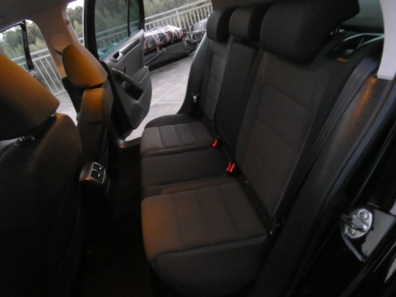 VOLKSWAGEN Golf 2.0 TDI