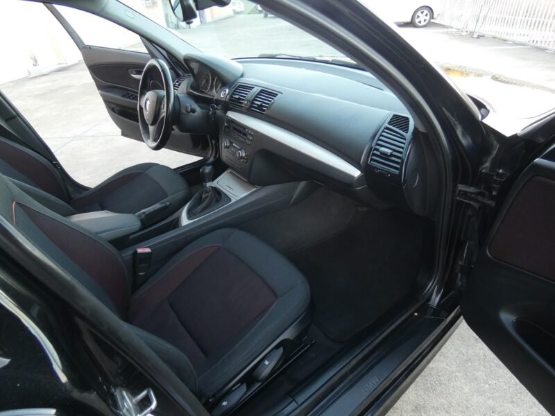 BMW SERIE 1 118d 5p. Sport