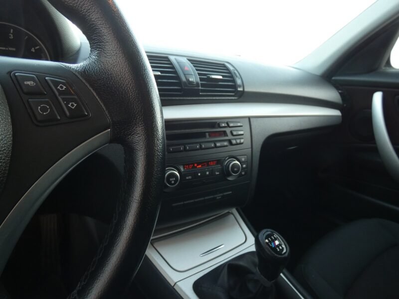 BMW SERIE 1 118d 5p. Sport