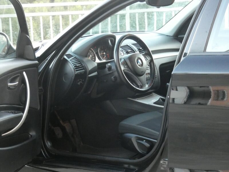 BMW SERIE 1 118d 5p. Sport