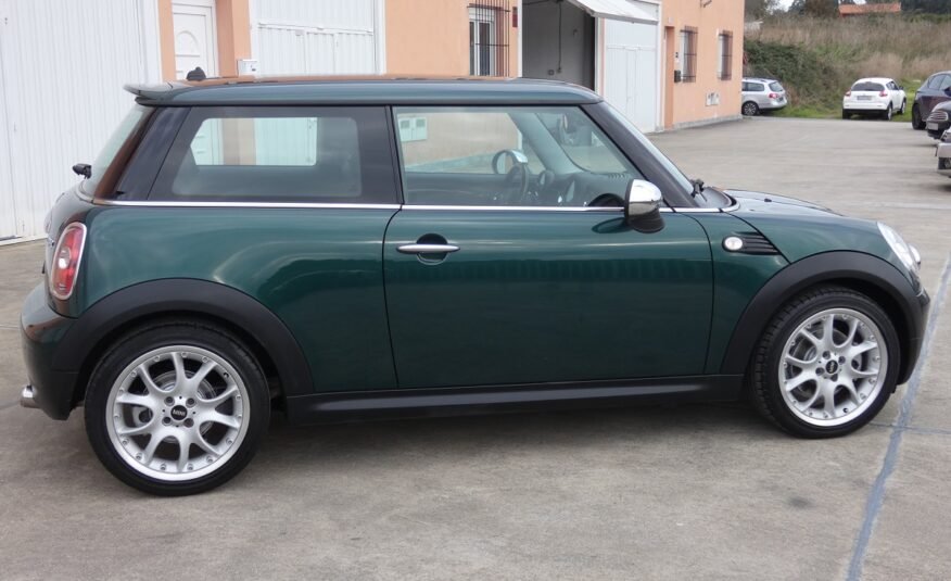 MINI Cooper 1.6 R56