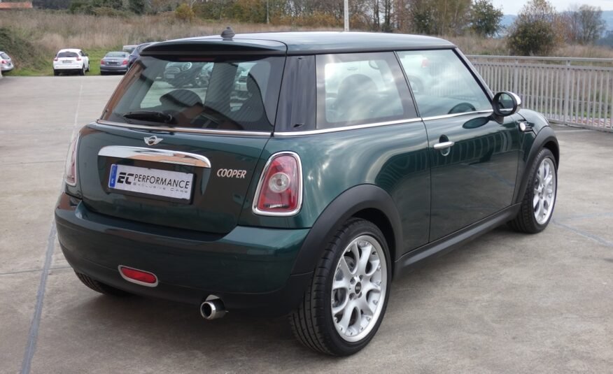 MINI Cooper 1.6 R56