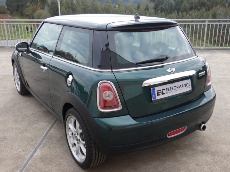 MINI Cooper 1.6 R56