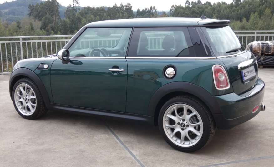 MINI Cooper 1.6 R56