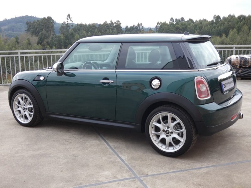 MINI Cooper 1.6 R56