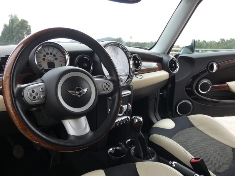 MINI Cooper 1.6 R56