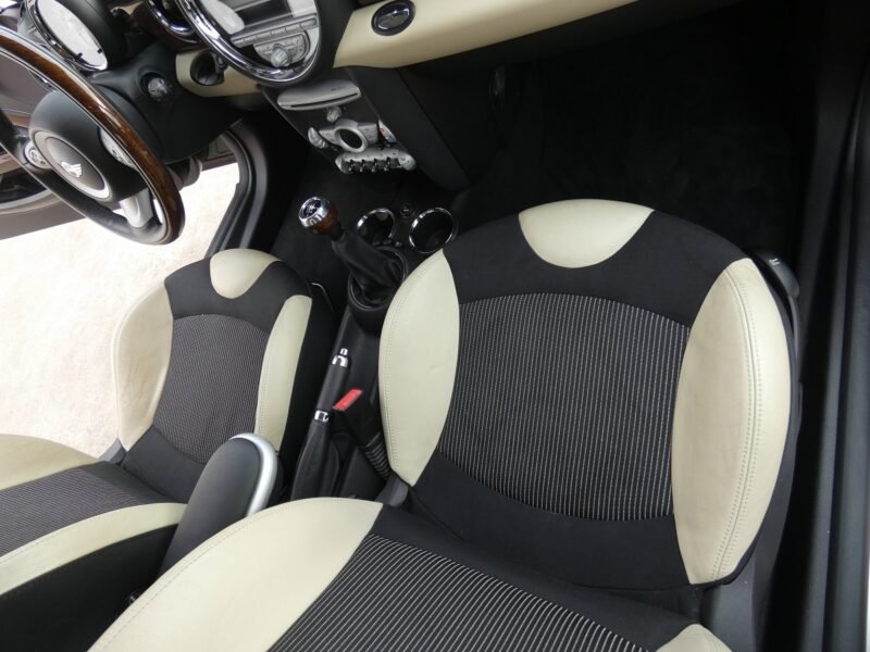 MINI Cooper 1.6 R56