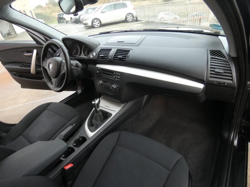 BMW SERIE 1 116i