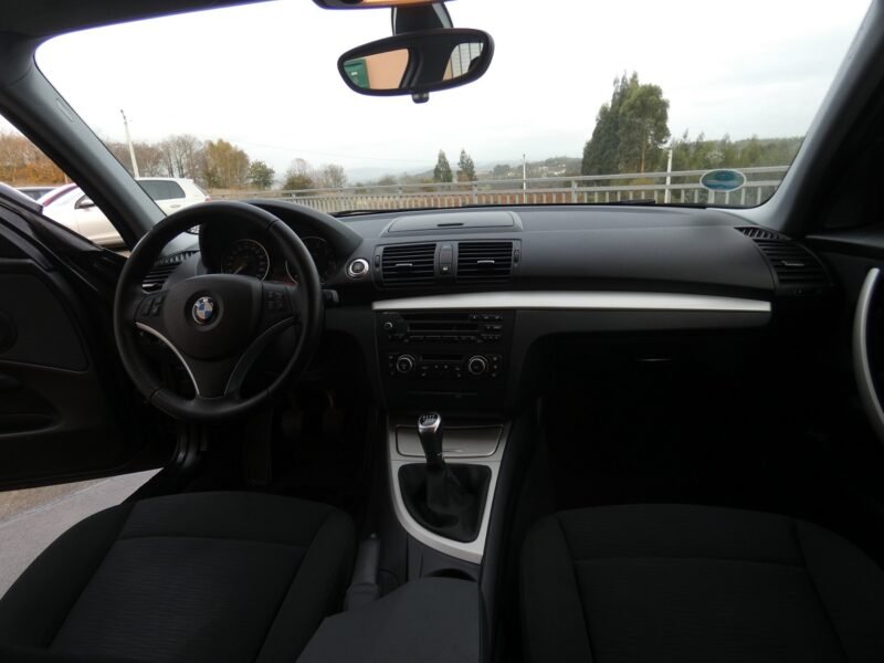 BMW SERIE 1 116i