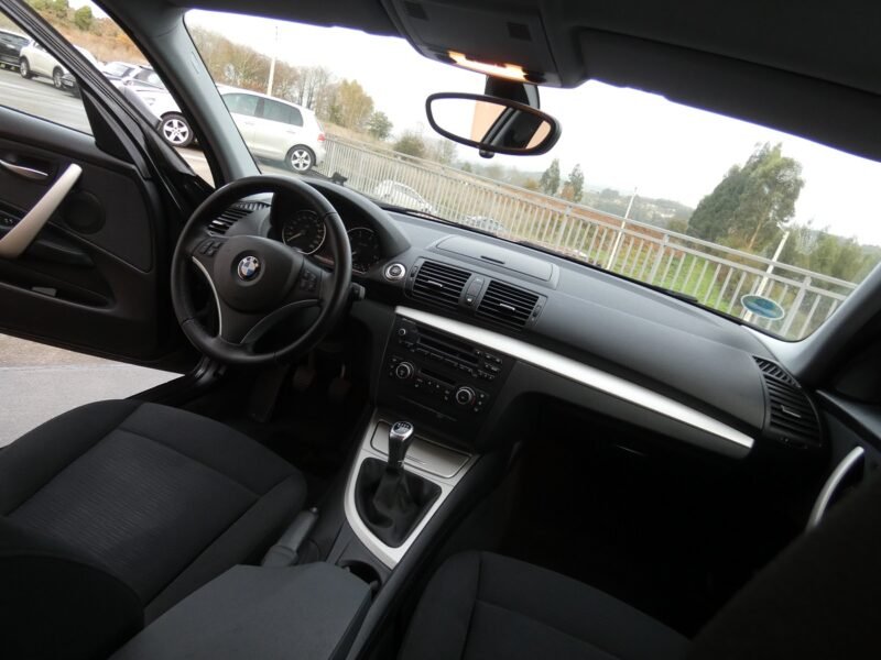 BMW SERIE 1 116i