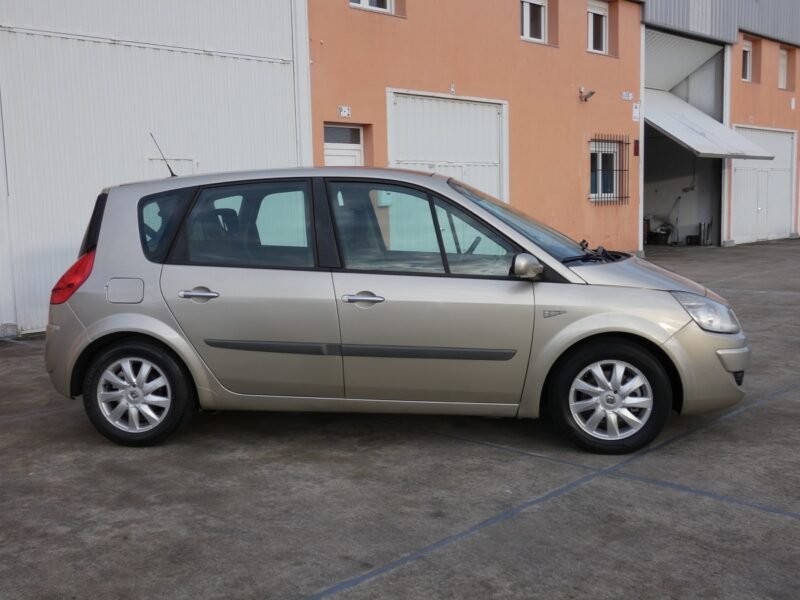 RENAULT Scenic 1.9DCI