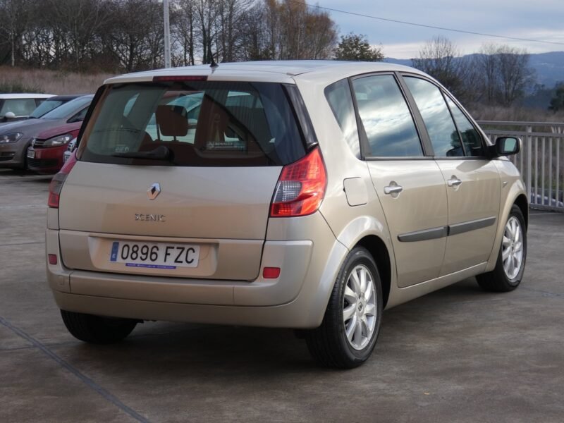 RENAULT Scenic 1.9DCI
