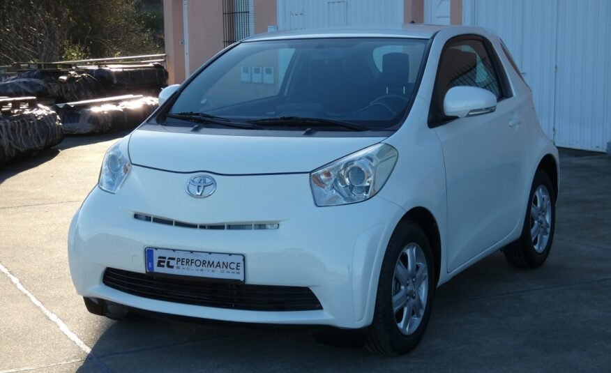 TOYOTA IQ 1.0