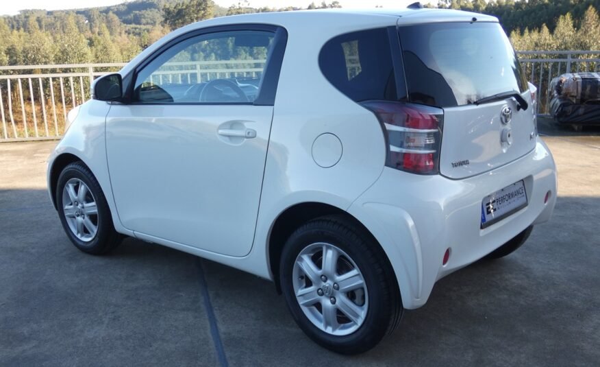 TOYOTA IQ 1.0