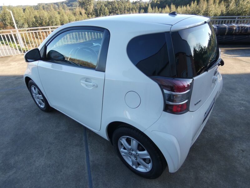 TOYOTA IQ 1.0