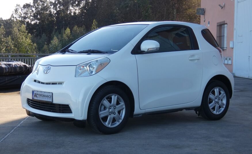 TOYOTA IQ 1.0