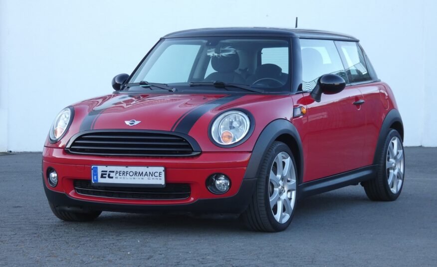 MINI Cooper 1.6 R56