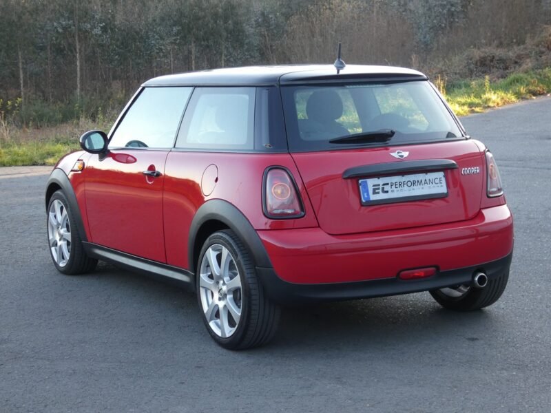 MINI Cooper 1.6 R56