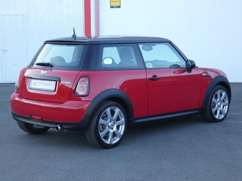 MINI Cooper 1.6 R56
