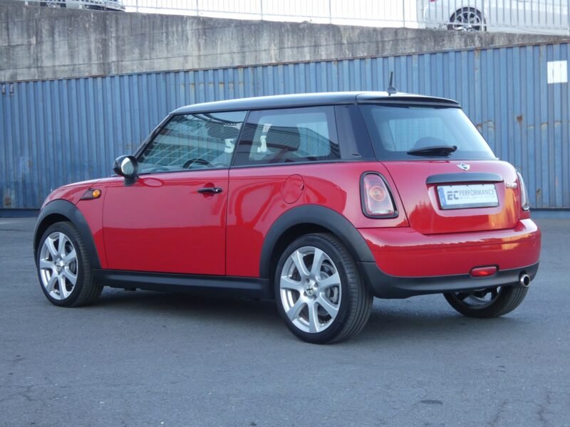 MINI Cooper 1.6 R56