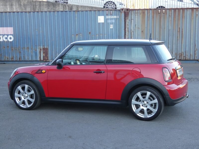 MINI Cooper 1.6 R56