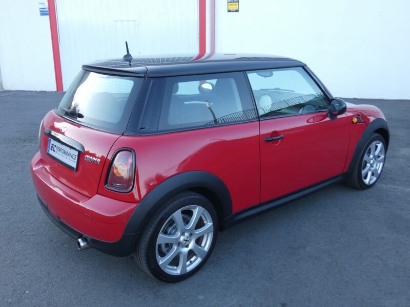 MINI Cooper 1.6 R56