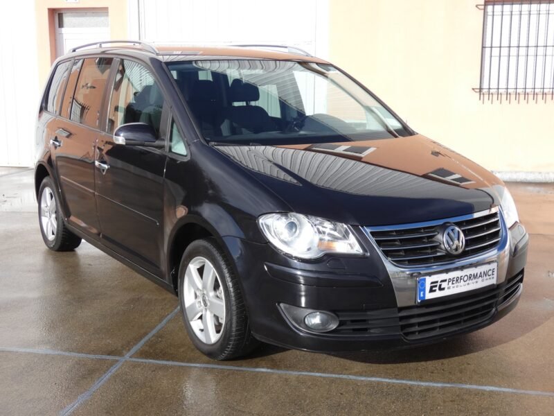 VOLKSWAGEN Touran 2.0 TDI