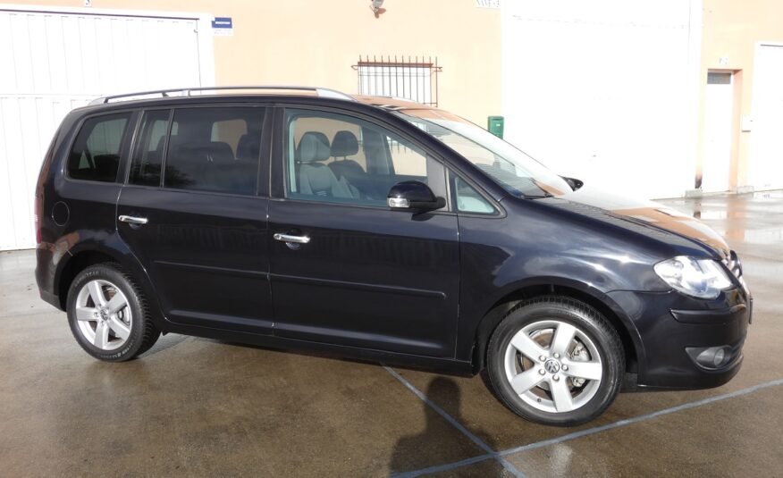 VOLKSWAGEN Touran 2.0 TDI
