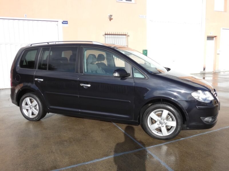 VOLKSWAGEN Touran 2.0 TDI
