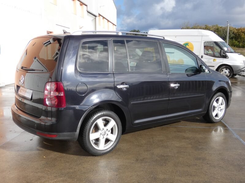 VOLKSWAGEN Touran 2.0 TDI
