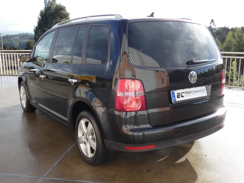 VOLKSWAGEN Touran 2.0 TDI
