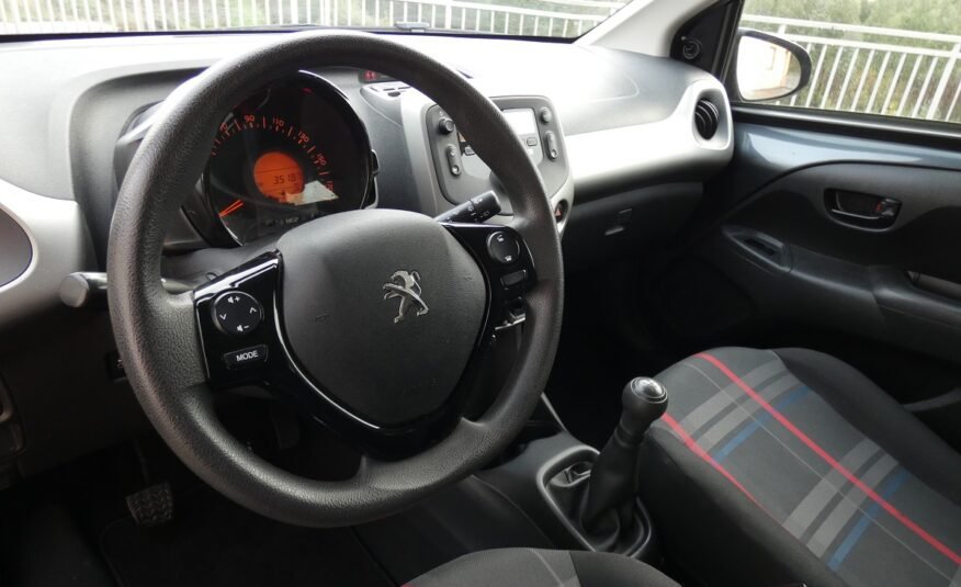 PEUGEOT 108 1.2 Pure Tech