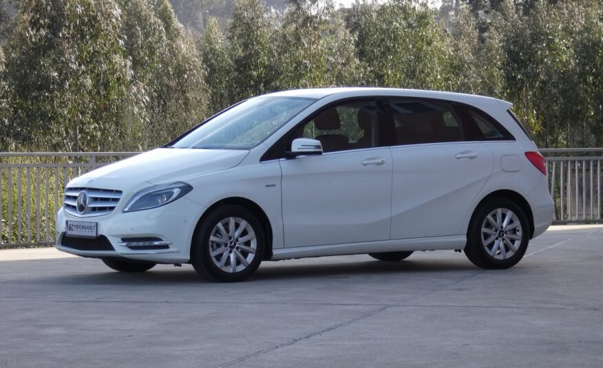 MERCEDES-BENZ B180 B 180 BlueEFFICIENCY