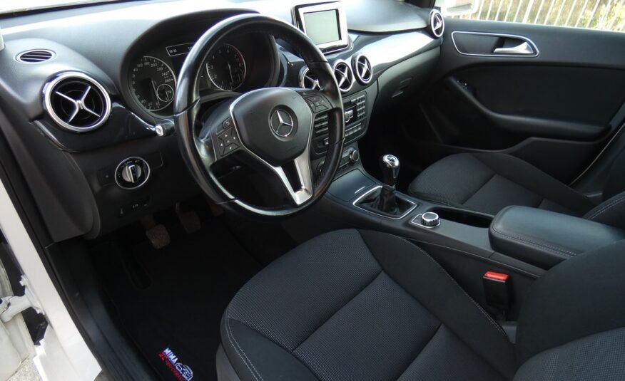 MERCEDES-BENZ B180 B 180 BlueEFFICIENCY