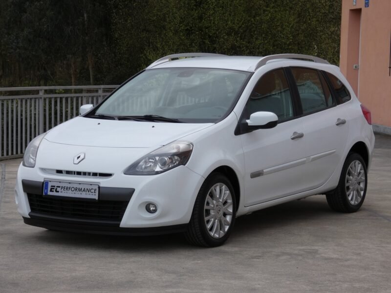 RENAULT Clio Grand Tour DCI