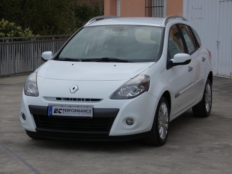 RENAULT Clio Grand Tour DCI