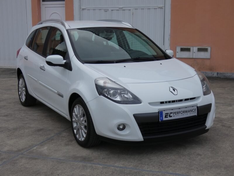 RENAULT Clio Grand Tour DCI