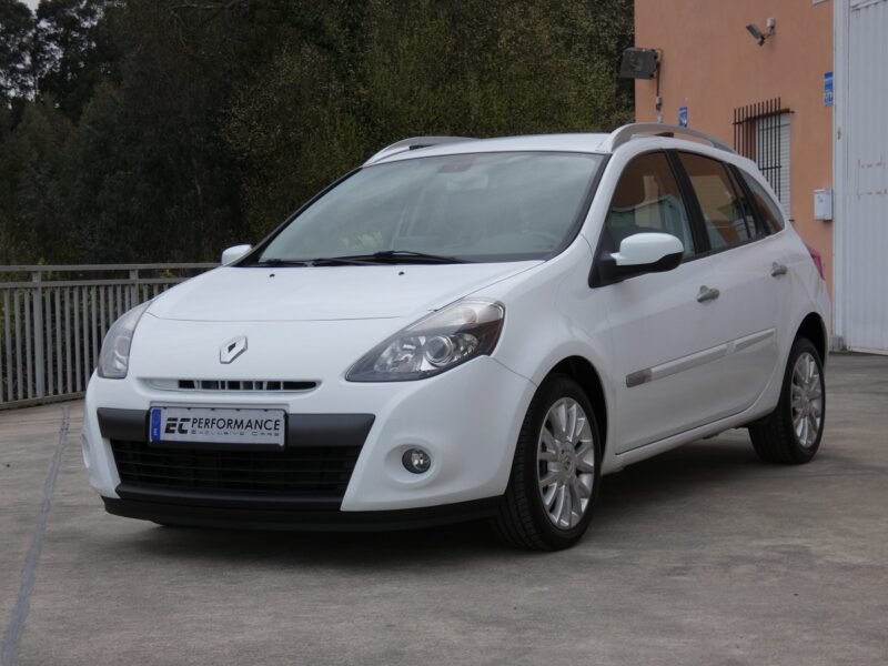 RENAULT Clio Grand Tour DCI