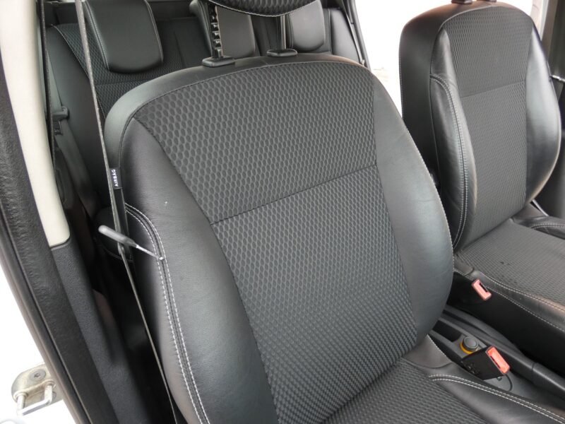 RENAULT Clio Grand Tour DCI
