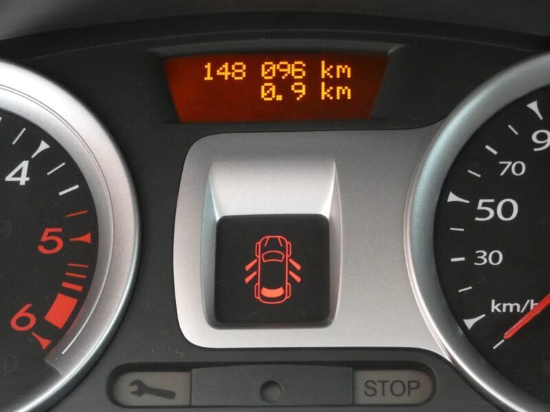RENAULT Clio Grand Tour DCI